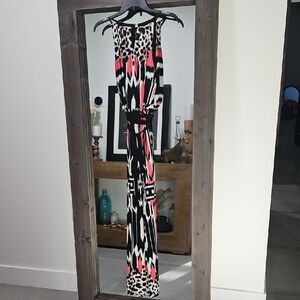 Stylish Black and Pink Patterned Dress